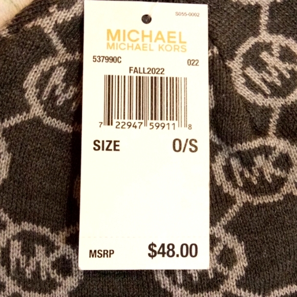NWT $48 MICHAEL KORS BEENIE HAT! CHARCOAL GRAY & WHITE! - Picture 2 of 3